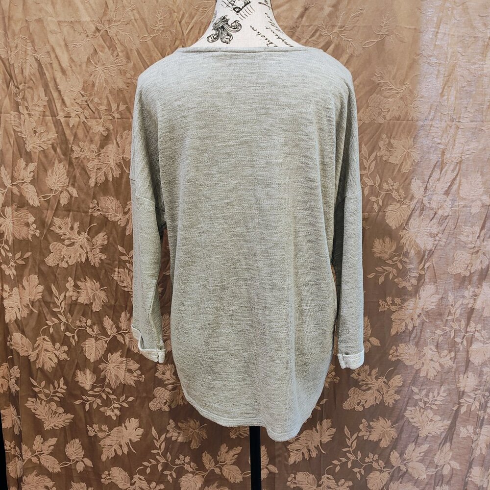 Everleigh Lace Insert Long Sleeve Sweatshirt, Size M, Gently Used! - Picture 5 of 7